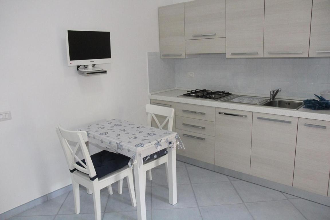 Aparthotel Da Benedetto à Gaète Extérieur photo