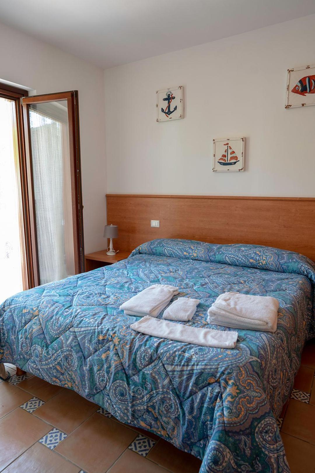 Aparthotel Da Benedetto à Gaète Extérieur photo
